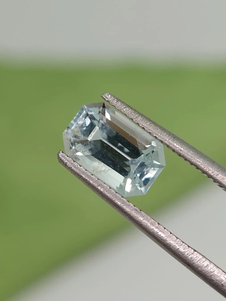 1.3ct Natural Emerald Faceted Aquamarrine from Pakistan — view 1